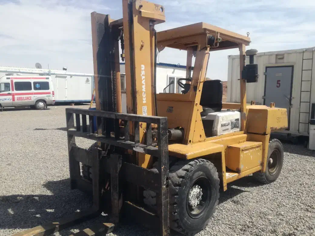 خرید و فروش انواع لیفتراک در تمامی تناژها|خودرو سنگین|تهران, یافتآباد|دیوار