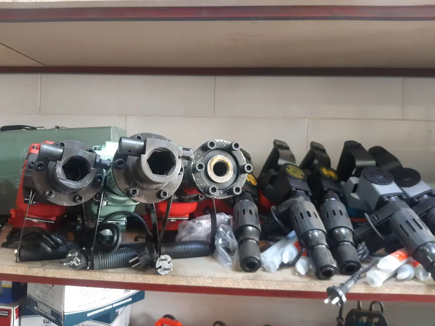 موتوربرق. بالابر.دستگاه جوش. ابزارالات|ابزارآلات|قائن, |دیوار