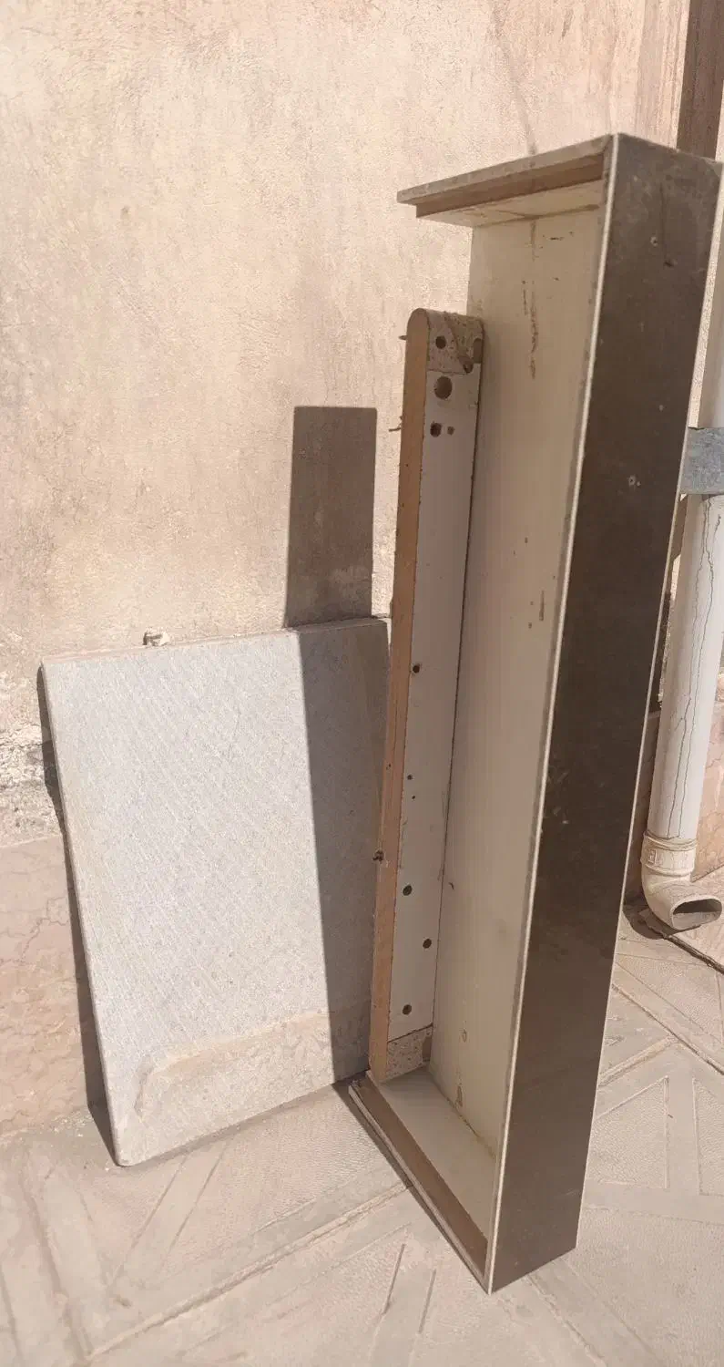 شلف در ابعاد ۵۰در۸۰|کتابخانه، شلف، قفسههای دیواری|کرمان, |دیوار