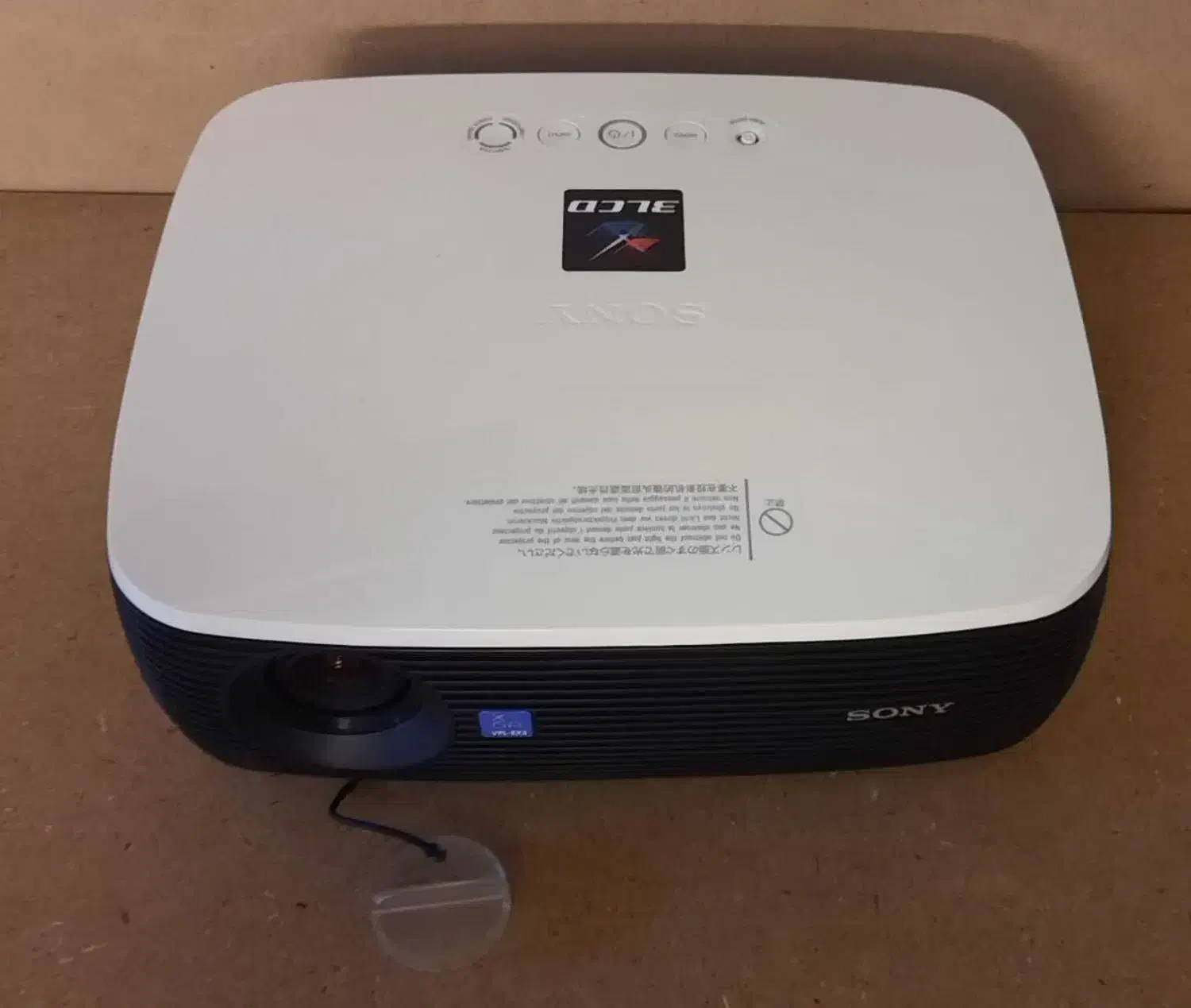 ویدئو پروژکتور|تلویزیون و پروژکتور|یزد, |دیوار