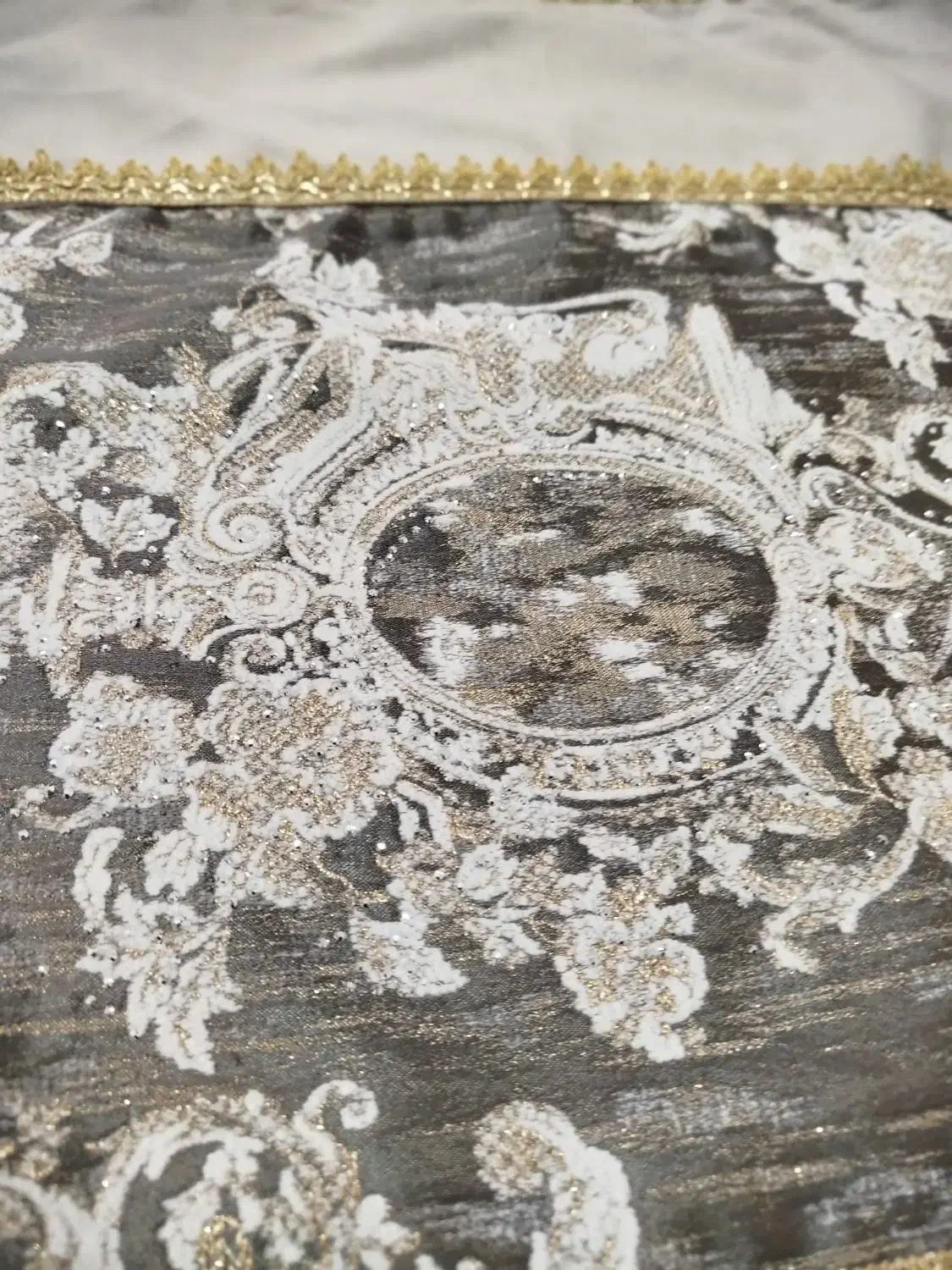 رو پشتی|پشتی|یاسوج, |دیوار