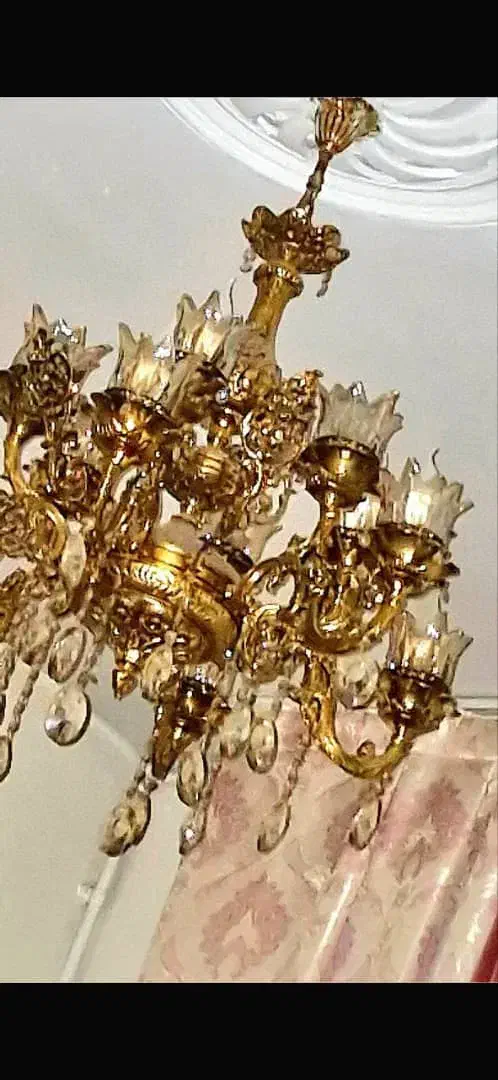 خریدار وفروش لوستر برنزی سالم ونیاز به تعمیر|لوستر و چراغ آویز|کرج, جهانشهر|دیوار