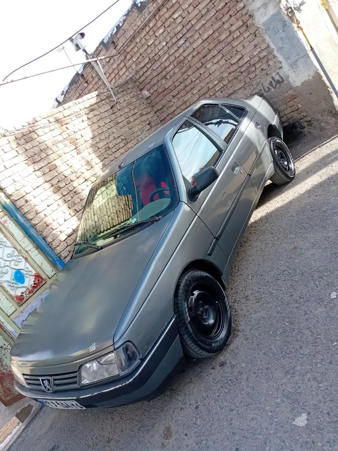 پژو۴۰۵مدل۸۳بیرنگ|خودرو سواری و وانت|اهر, |دیوار