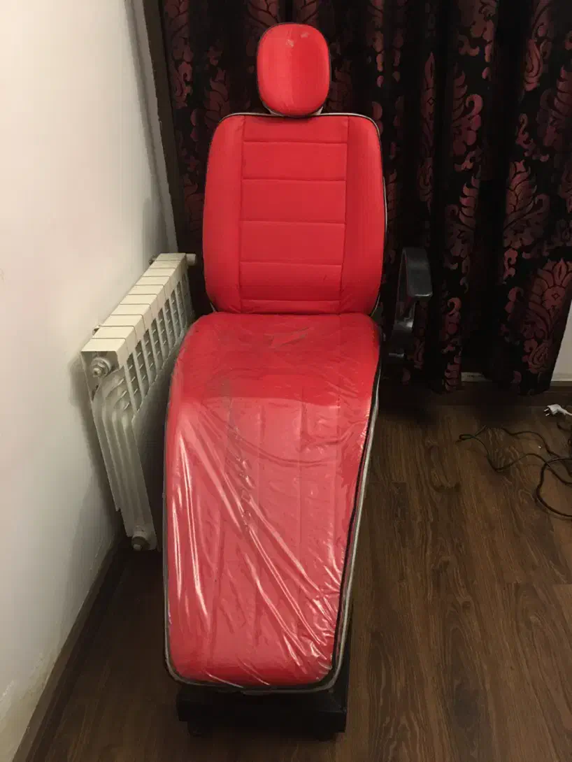 صندلی تاتو و آرایشی|آرایشگاه و سالن‌های زیبایی|بابلسر, |دیوار