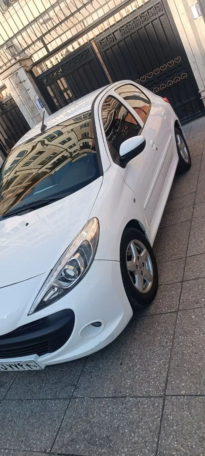 پژو ۲۰۷ اتومات مدل ۹۸|خودرو سواری و وانت|تهران, تهرانپارس غربی|دیوار