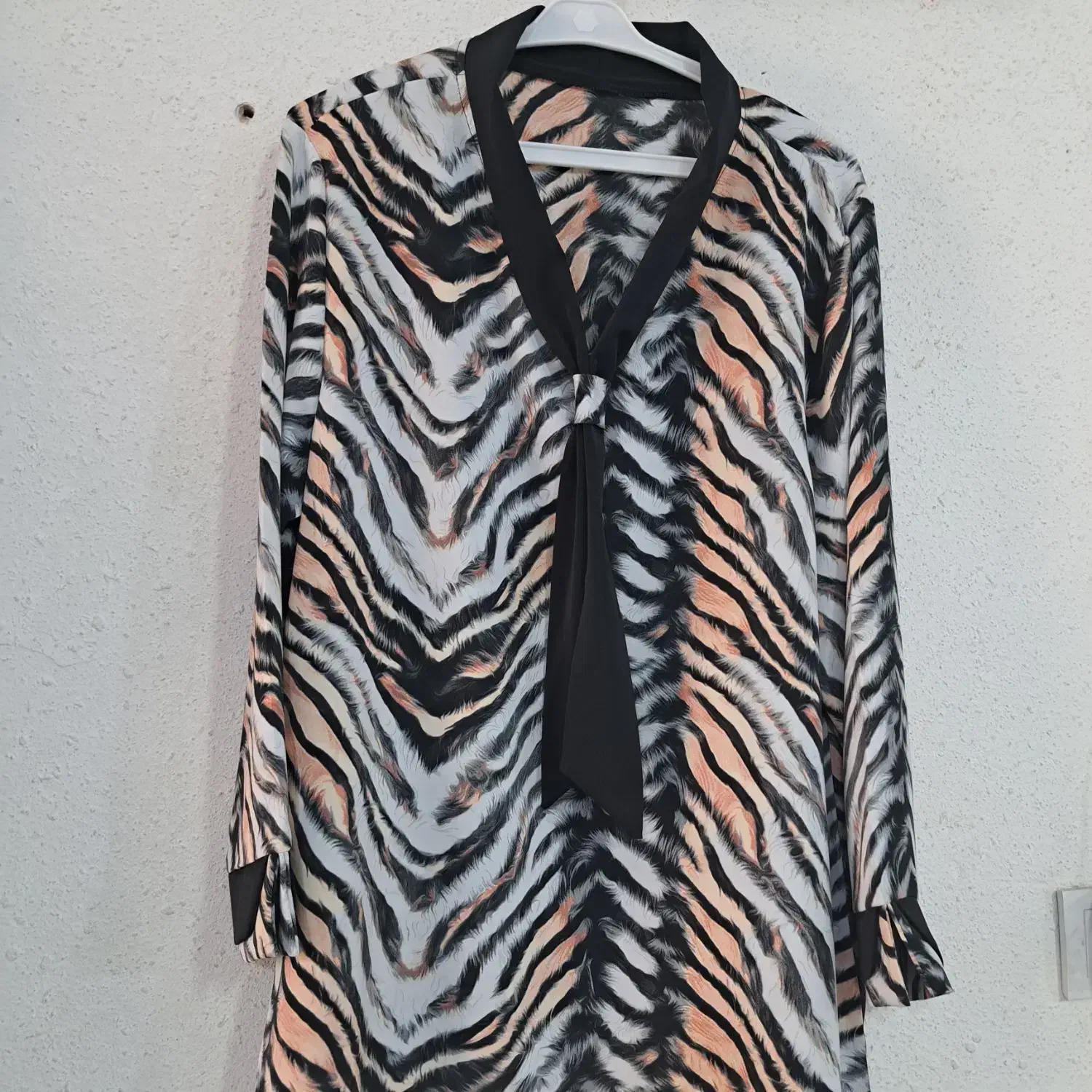 به یک زیگزال دوزخانم یاآقاپوشاک زنانه نیازمندیم|استخدام صنعتی، فنی، مهندسی|تهران, شیخ هادی|دیوار