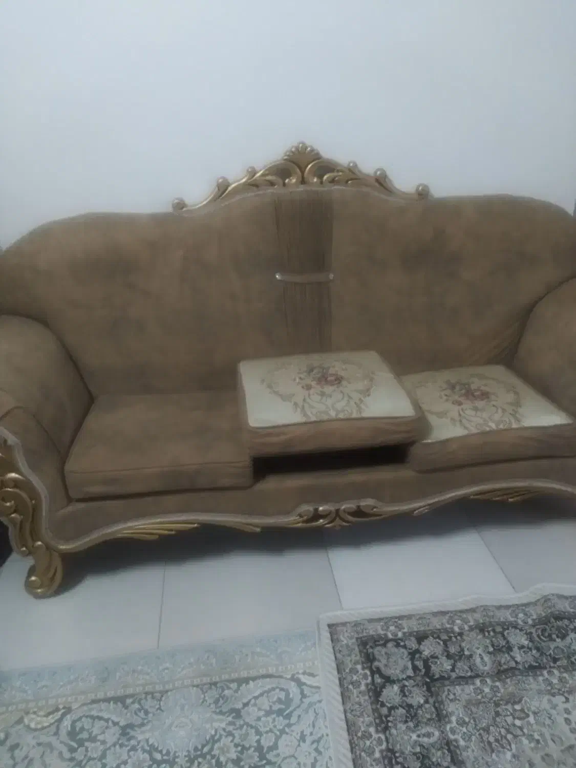 مبل مرتب و تمیز|مبلمان خانگی و میز عسلی|چناران, |دیوار