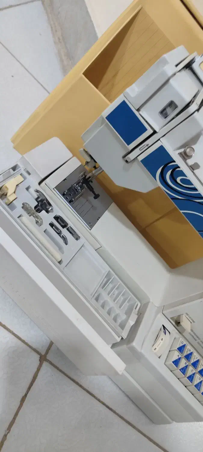 چرخ خیاطی به همراه سی دی آموزشی|چرخ خیاطی و ریسندگی|تهران, کن|دیوار