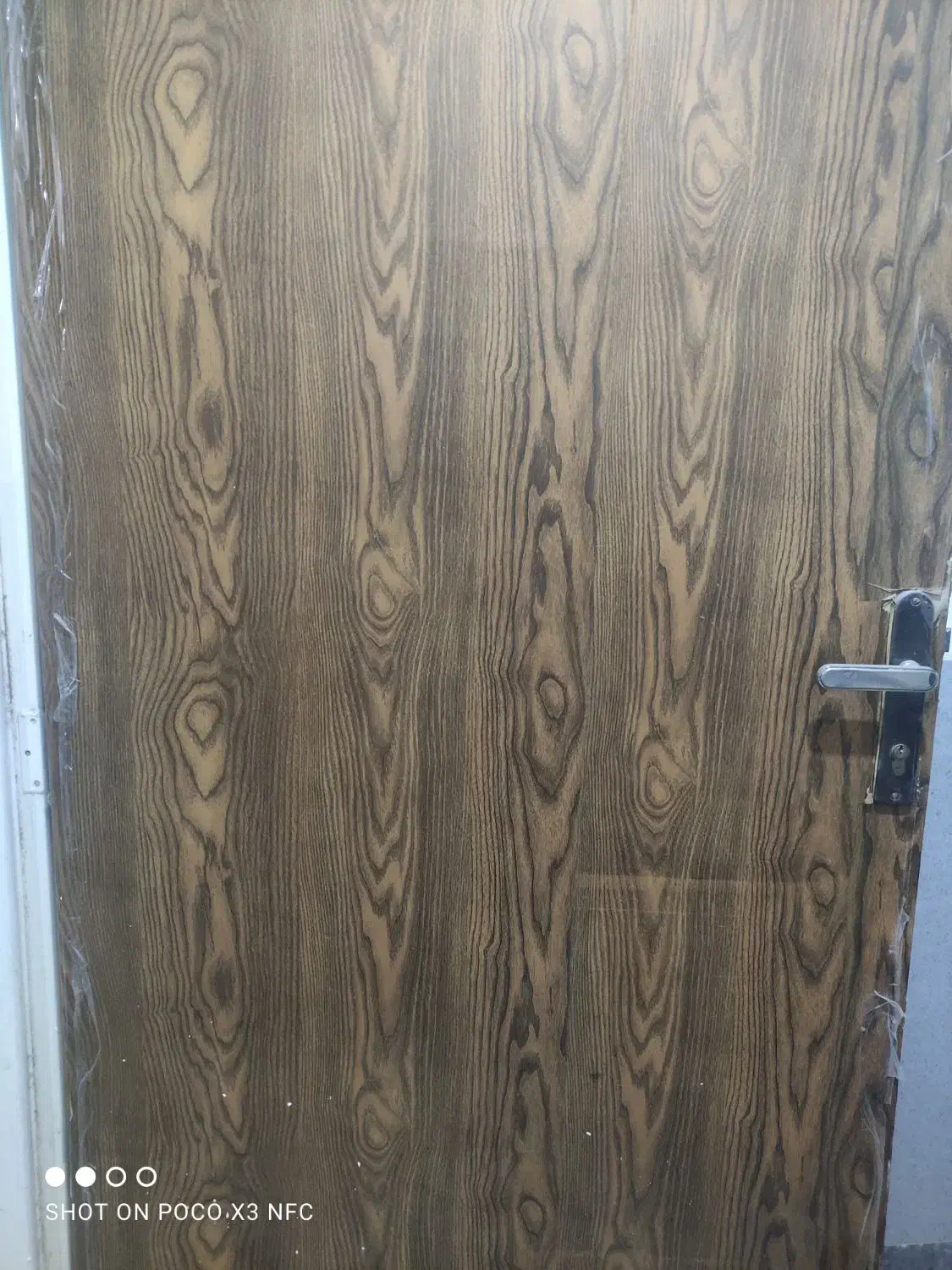 کلید و پریز درب چوبی|مصالح و تجهیزات ساختمان|ساوه, |دیوار