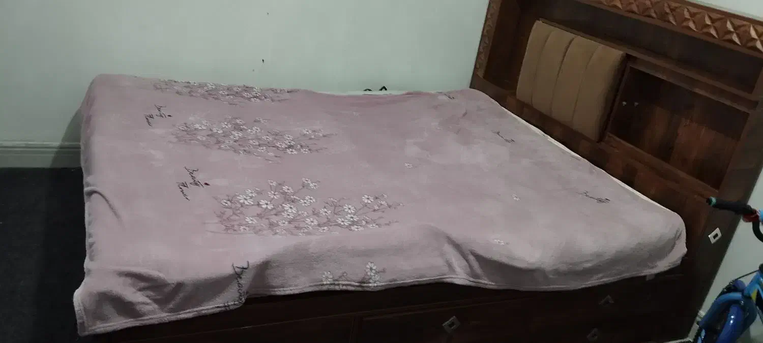 سرویس تخت خواب|تخت و سرویس خواب|بندر دیر, |دیوار