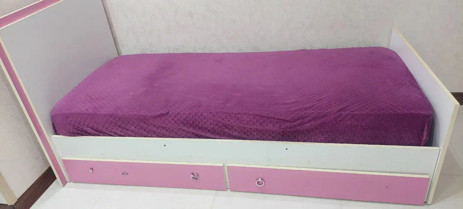 تخت خواب وتشک ،میزتوالت وآینه|تخت و سرویس خواب|ازنا, |دیوار