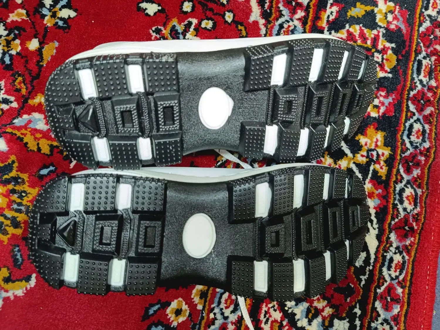 کفش|کیف، کفش، کمربند|مرودشت, بیست متری بیمارستان|دیوار