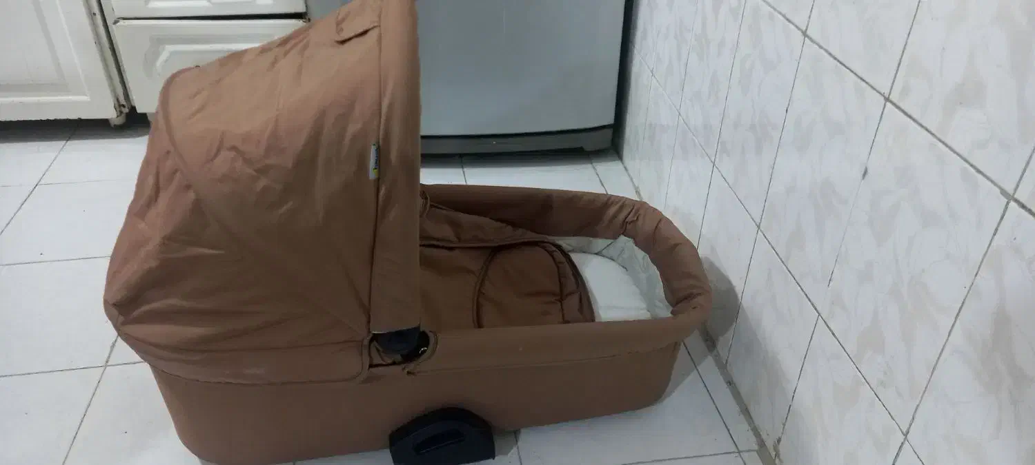 صندلی|تخت و صندلی بچه|مشهد, بهمن|دیوار