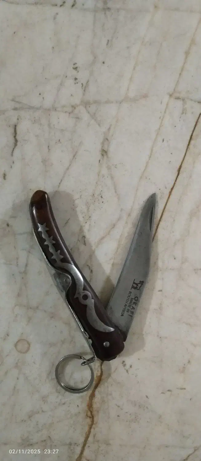 تسبیح و چاقو قدیمی|کلکسیون اشیاء عتیقه|فامنین, |دیوار