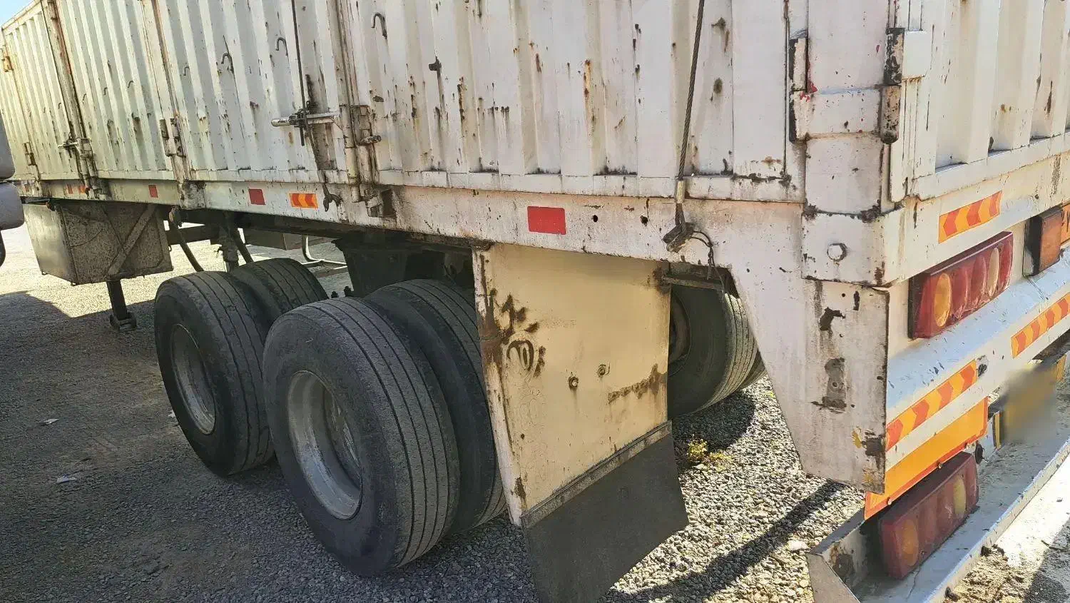 لبه دومحور|خودرو سنگین|گلپایگان, |دیوار