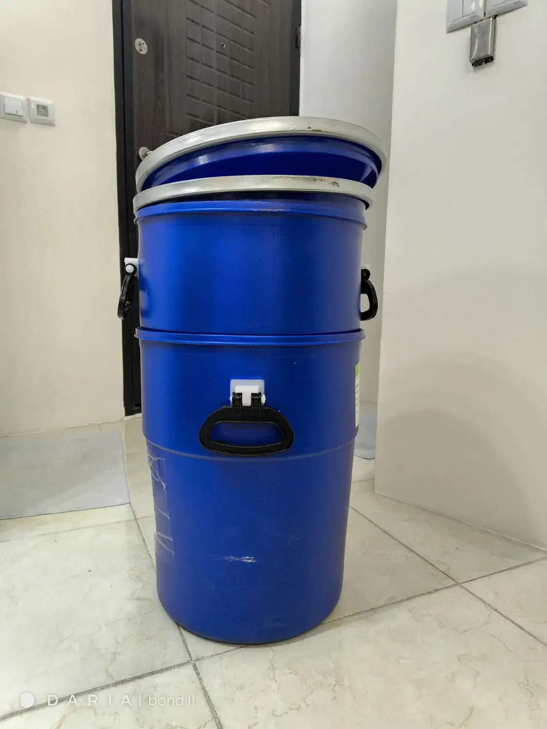 دو عدد بشکه پلاستیکی ۵۰ لیتر|ظروف نگهدارنده، پلاستیکی، یکبارمصرف|تبریز, |دیوار