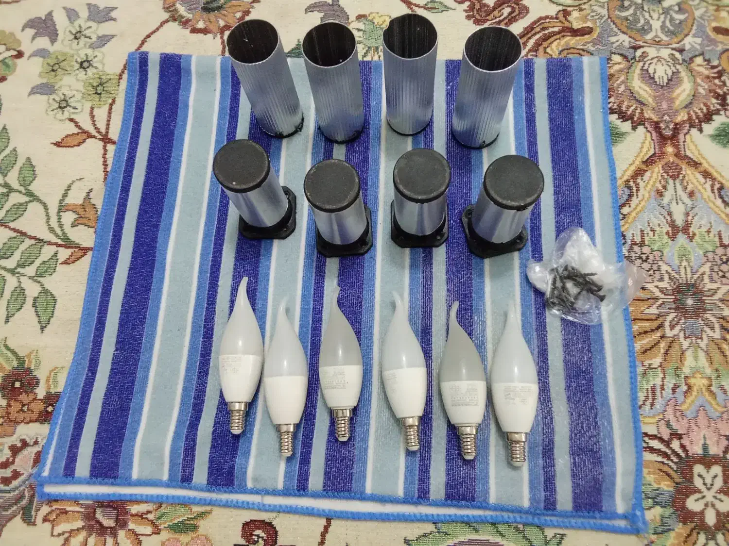 پایه کابینت فلزی و لامپ شمعی|لامپ و چراغ|اسلامآباد غرب, |دیوار