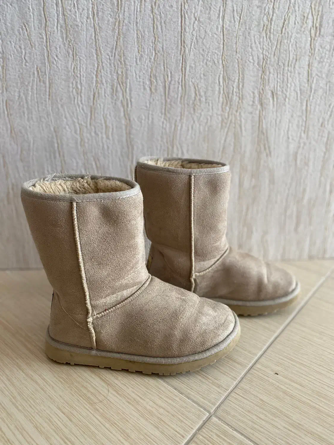 بوت بسیار گرم|کیف، کفش، کمربند|مراغه, |دیوار