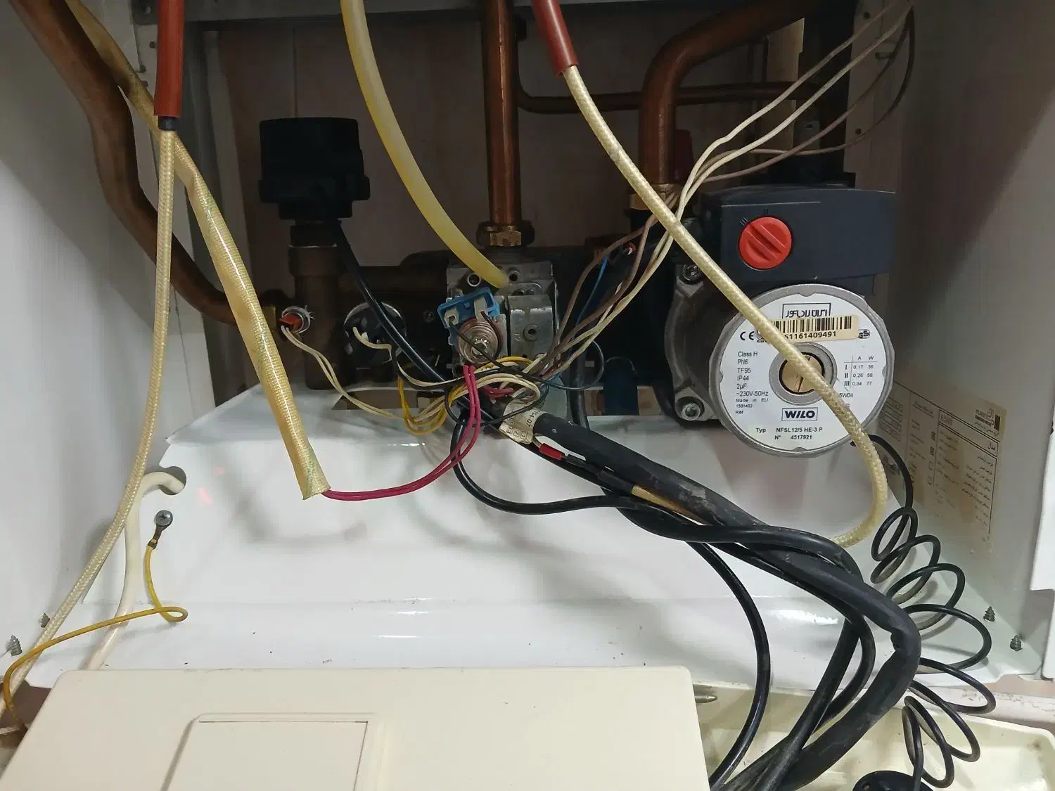 پکیج ایران رادیاتور24هزار مدل ال|آبگرمکن، پکیج، شوفاژ|کهریزک, |دیوار