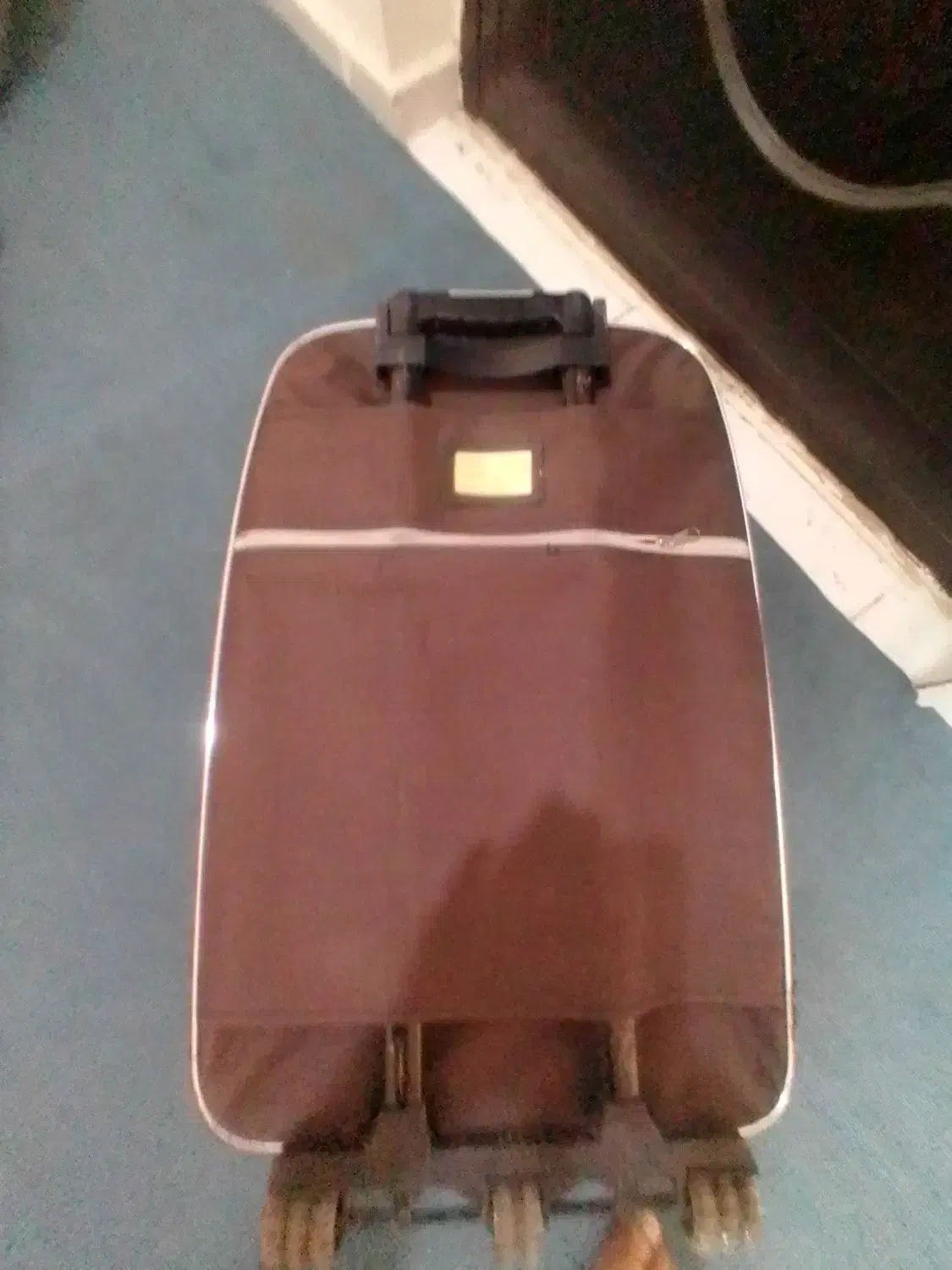 چمدان چرخدار با چرخ دوبل و قفل رمزدار بزرگ سایز|کیف، کفش، کمربند|پرند, فاز ۶|دیوار