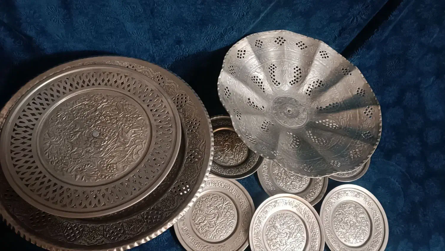 سرویس مس قدیمی|ظروف سرو و پذیرایی|کرمان, |دیوار