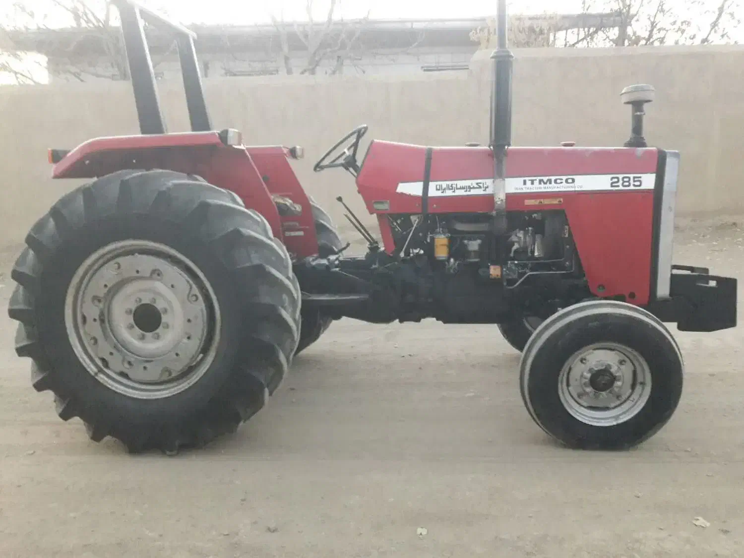 تراکتور فرگوسن 285 تمیز|خودرو سنگین|کمیجان, |دیوار