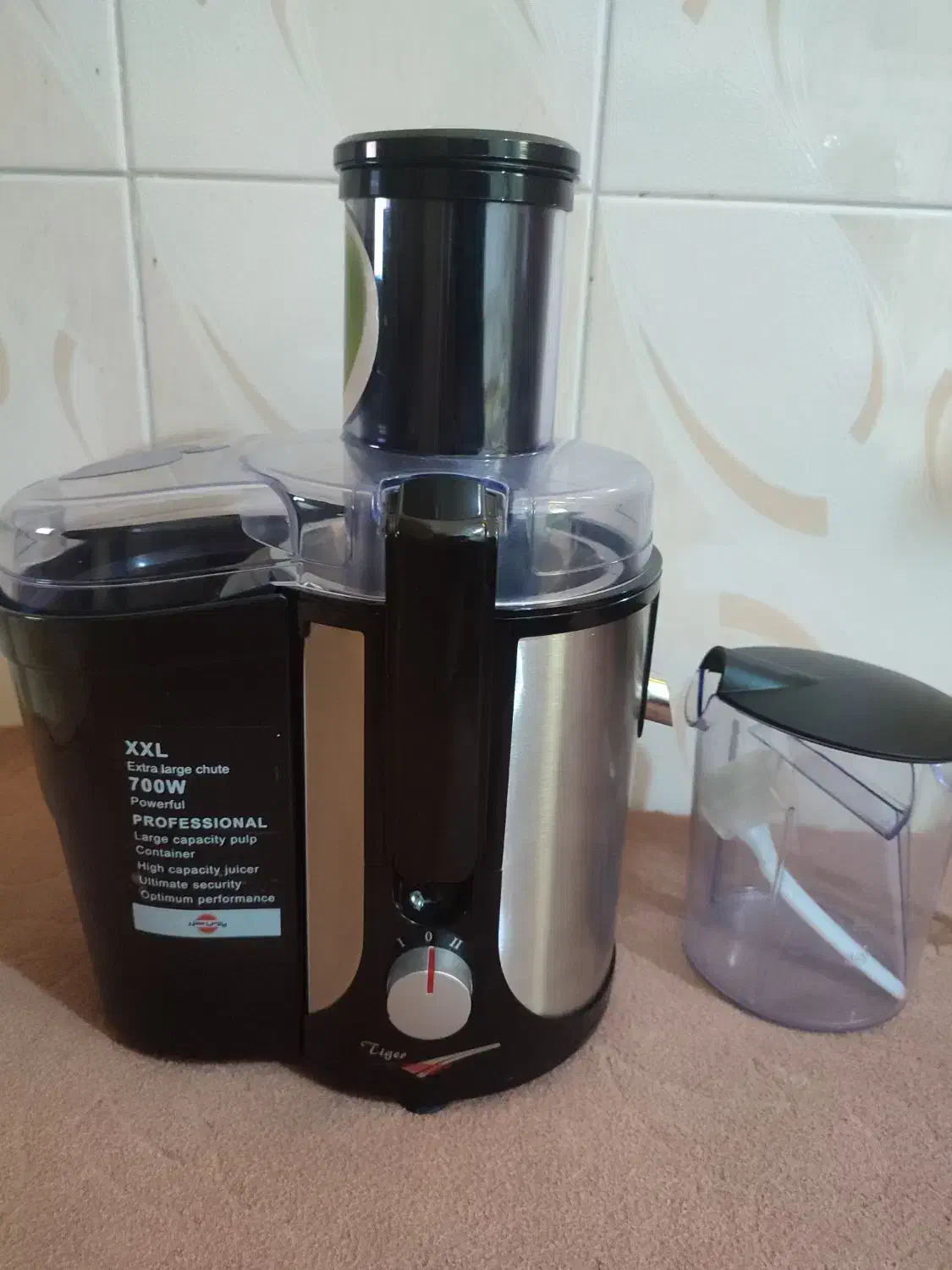 ابمیوه گیری استیل در حد اکبند|آبمیوهگیر و آبمرکباتگیر|سلماس, |دیوار