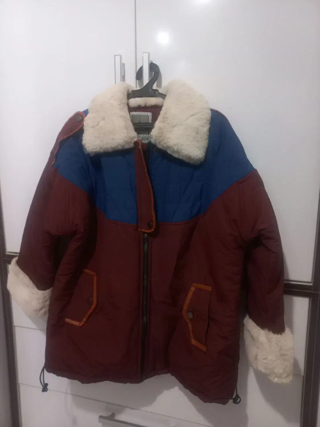 تعدادی مانتو و لباس زمستانه نو|لباس|جهرم, |دیوار