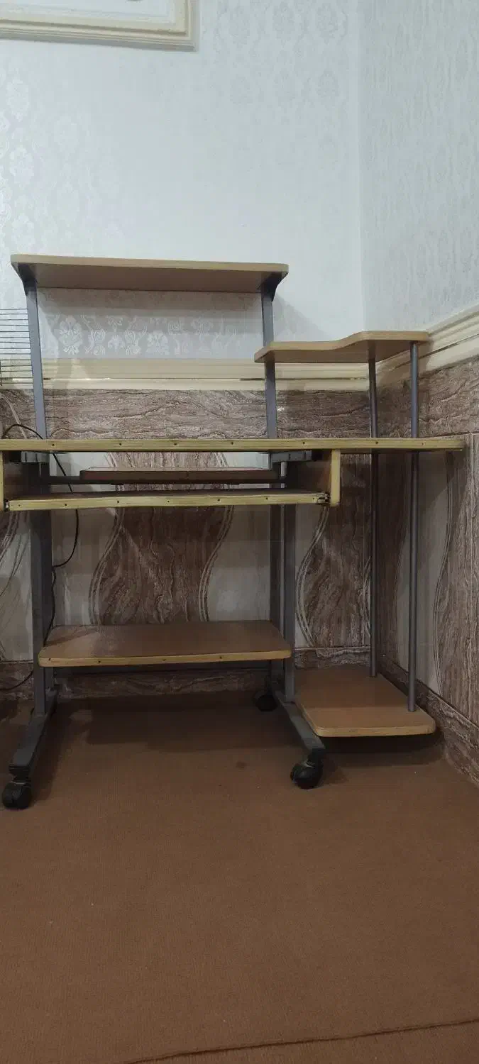 میز کامپیوتر|میز تحریر و کامپیوتر|اهواز, کوی علوی|دیوار