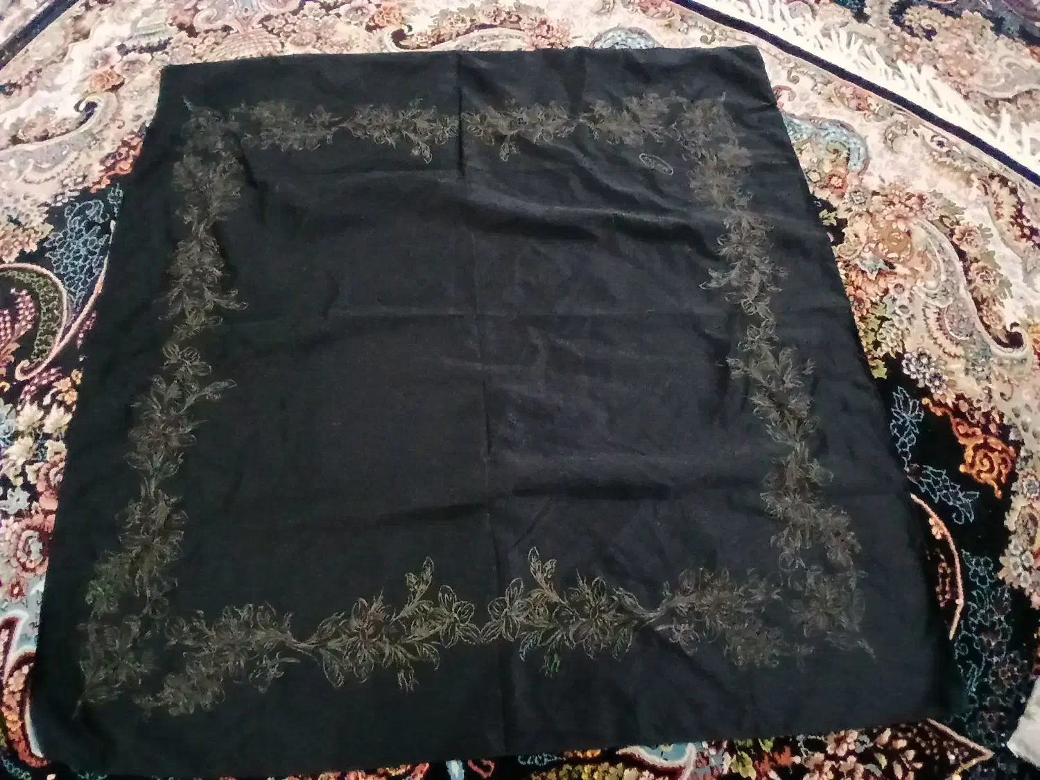 روسری|لباس|یزد, |دیوار