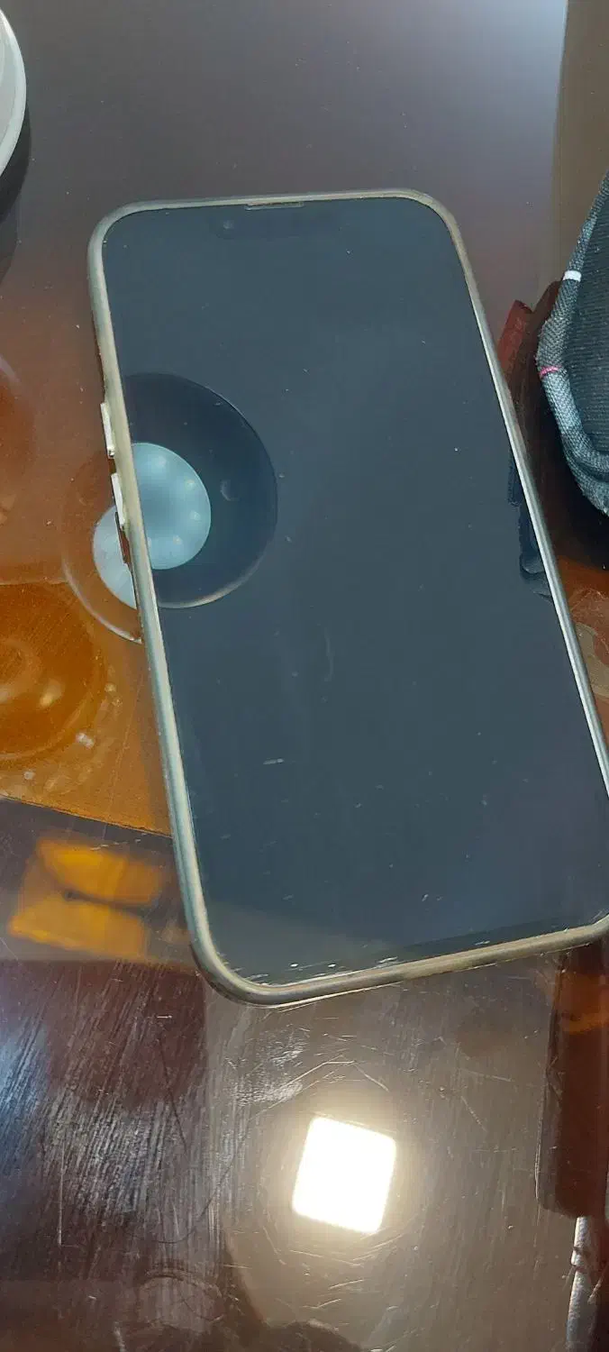 آیفن ۱۳ نرمال صورتی همراه با ۵ قاب رایگان|موبایل|تهران, کاج|دیوار