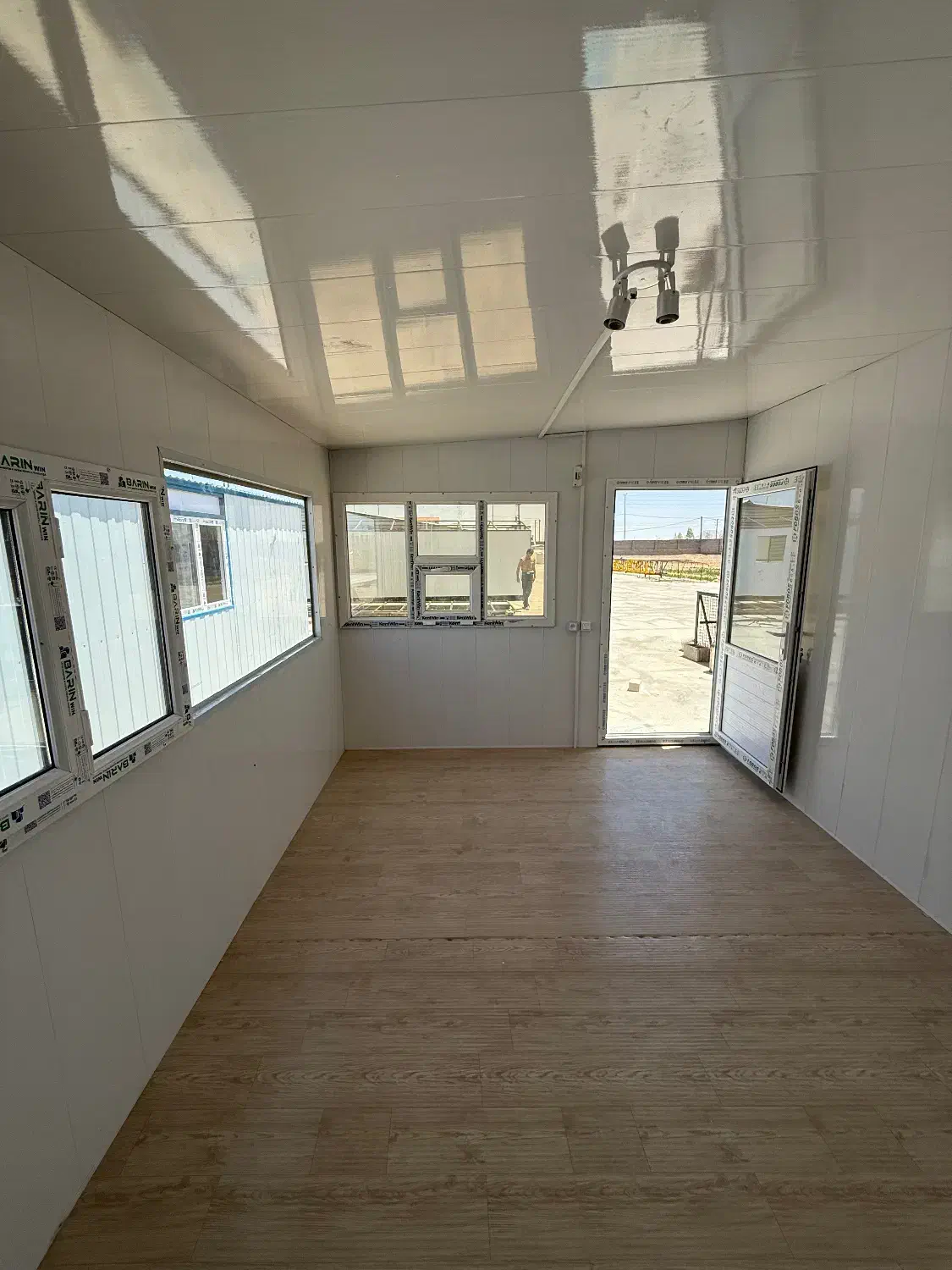 فروش انواع کانکس بصورت نقد و اقساط|مصالح و تجهیزات ساختمان|سیرجان, |دیوار