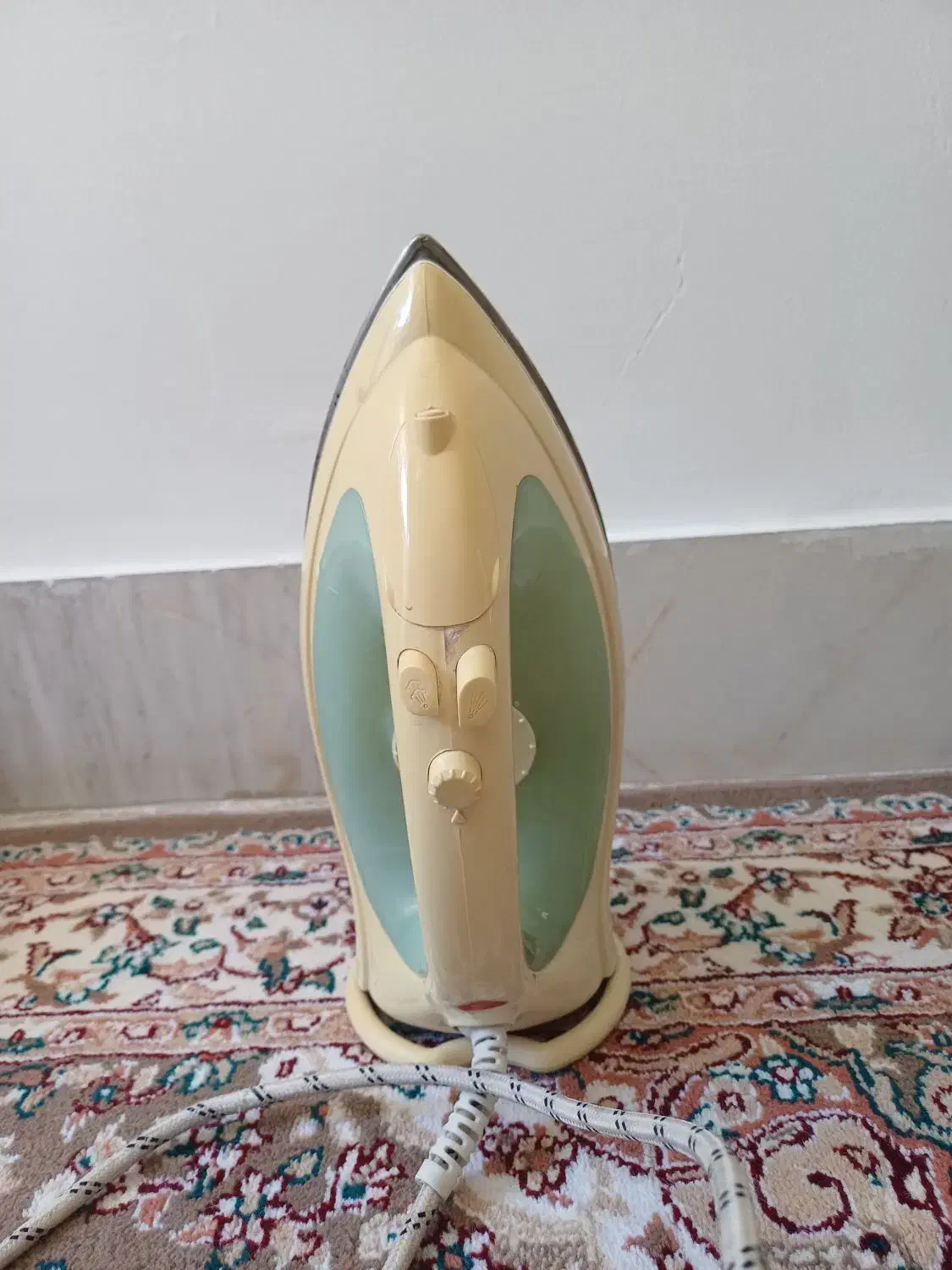 اتو بخار کالورانس|اتو و لوازم اتو|کرمانشاه, |دیوار