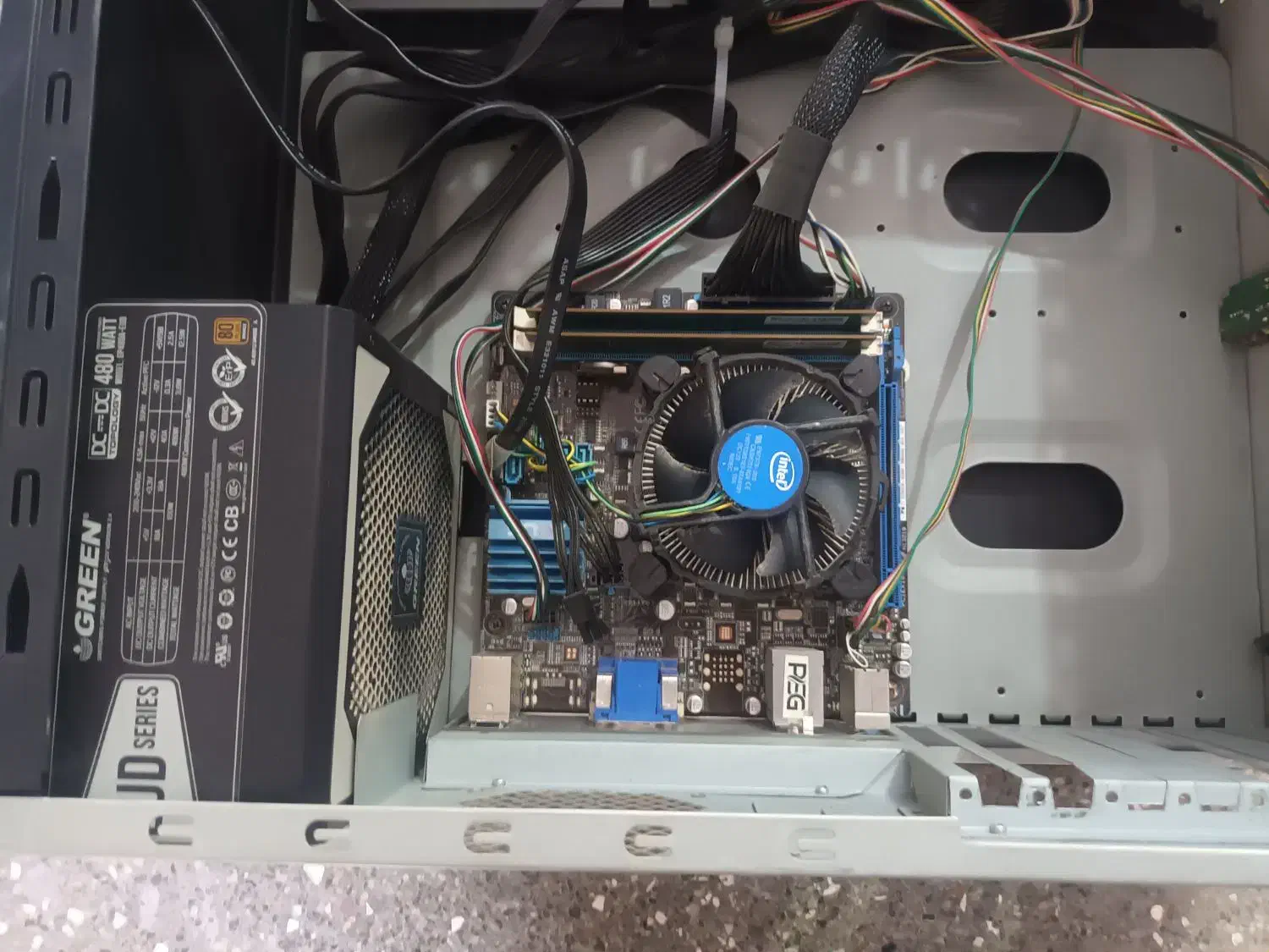 انجام تمامی امورات شبکه|خدمات رایانهای و موبایل|مشهد, احمدآباد|دیوار