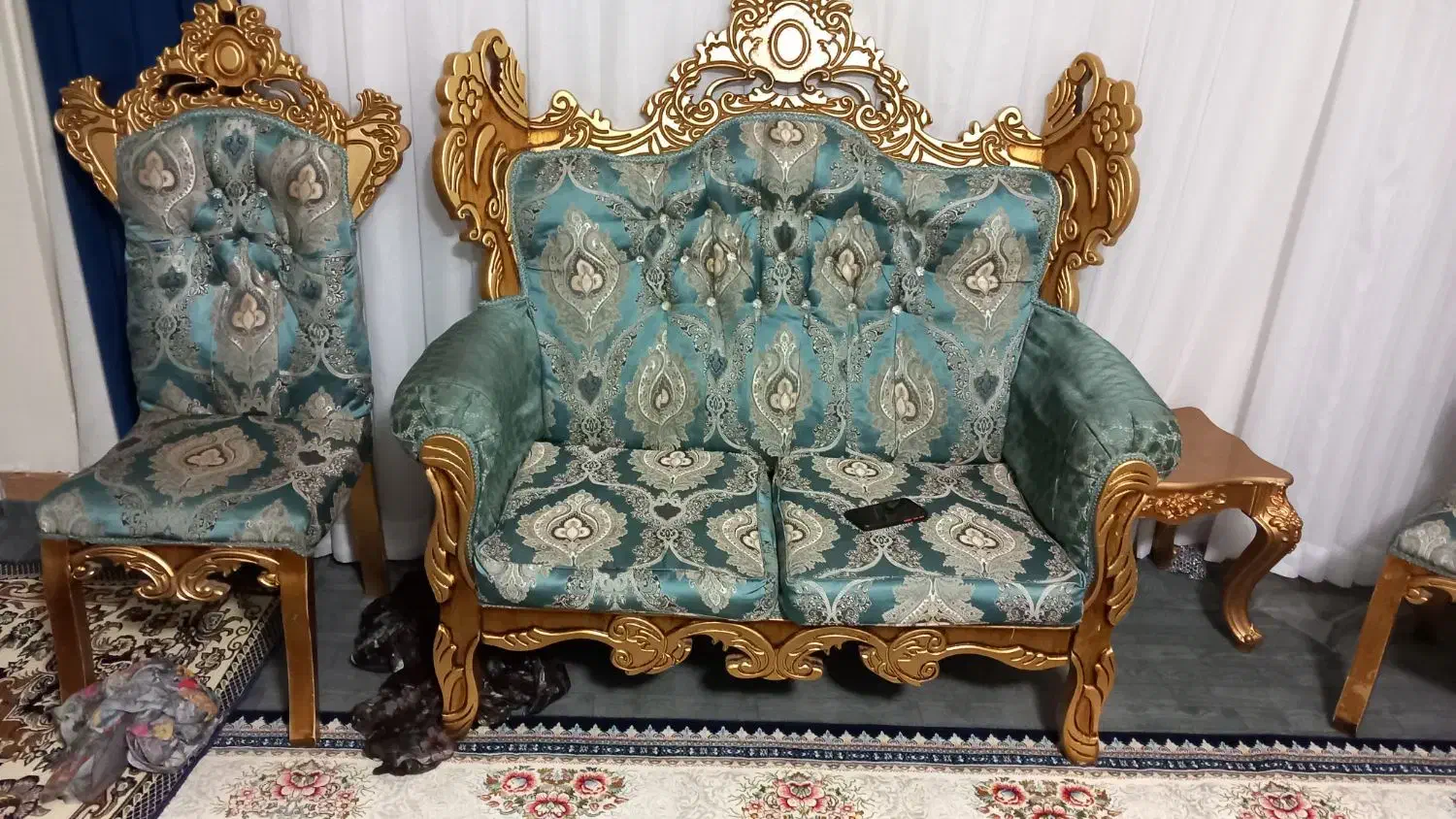 مبل ۹ نفره سلطنتی|مبلمان خانگی و میز عسلی|آبیک, |دیوار