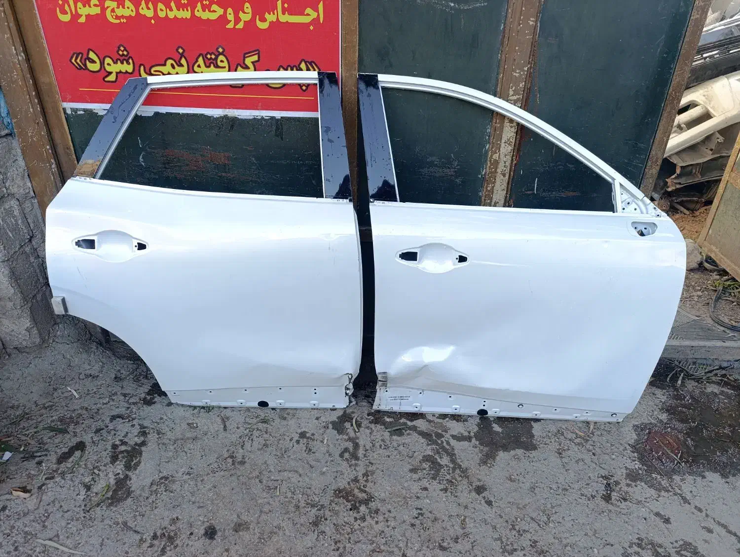 استوک مهدی|قطعات یدکی و لوازم جانبی|شیراز, محراب|دیوار