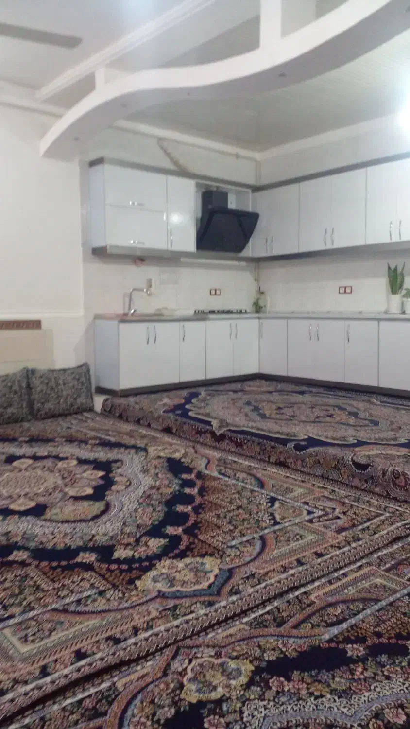 منزل شیک وتمیز|اجارهٔ کوتاه‌مدت آپارتمان و سوئیت|بندر گناوه, |دیوار