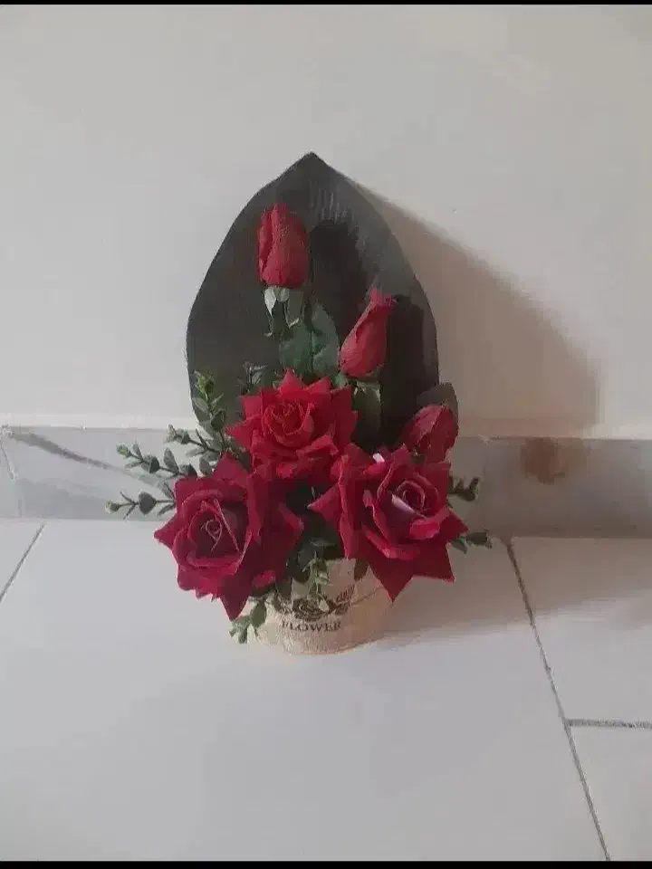 گل ها کاملا سالم|گل مصنوعی|محمدشهر, زیبادشت|دیوار