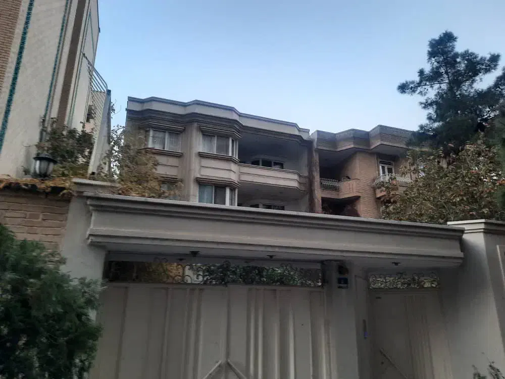 ۷۰۰متر مستغلات +۳طبقه*خیابان ایران زمین+۱۲پارکینگ|اجارهٔ دفتر کار، اتاق اداری، مطب|تهران, شهرک غرب|دیوار