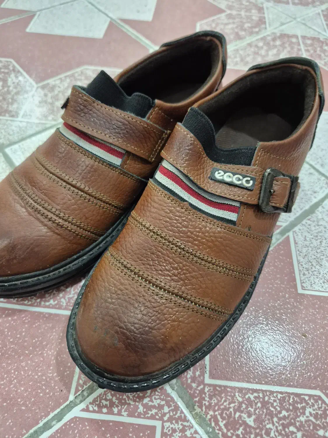 کفش|کیف، کفش، کمربند|دزفول, |دیوار