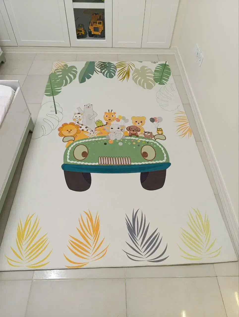 فرش ۴ متری|فرش|کرج, باغستان|دیوار