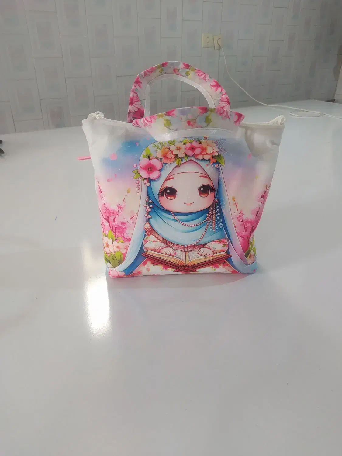 پک جشن تکلیف|لباس|بروجن, |دیوار