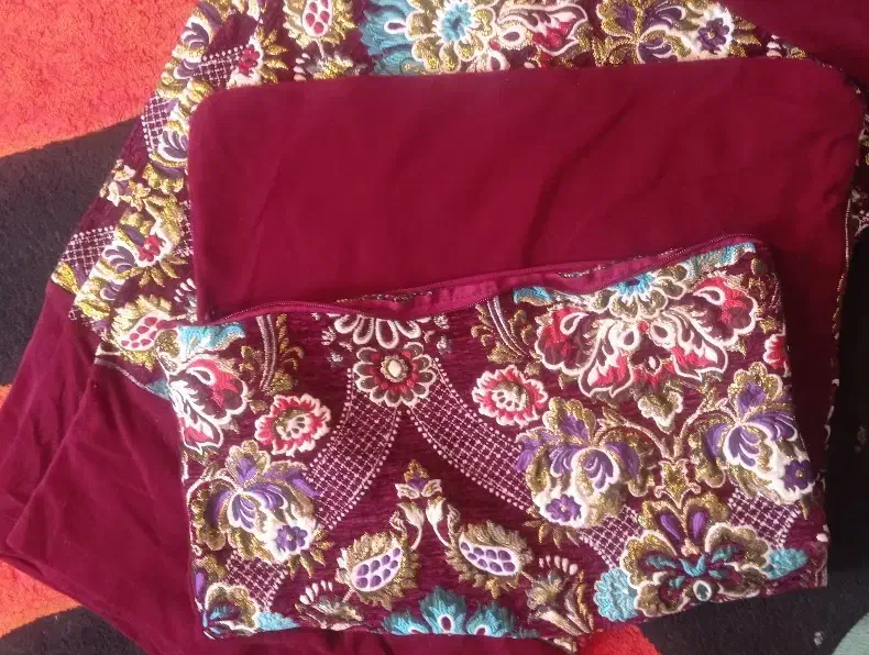 رو بالشتی|رختخواب، بالش، پتو|شوشتر, |دیوار