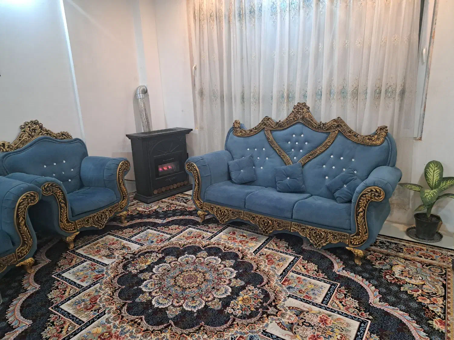 مبل سلطنتی ۸ نفره|مبلمان خانگی و میز عسلی|مشهد, امیریه|دیوار