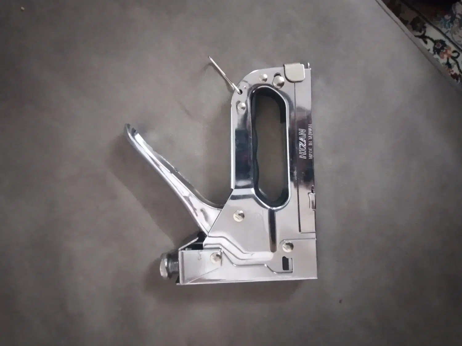 دستگاه منگنه دستی|ابزارآلات|ورامین, ورامین|دیوار