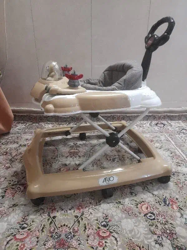 کریرو روروئک|کالسکه و لوازم جانبی|قم, شاه ابراهیم|دیوار