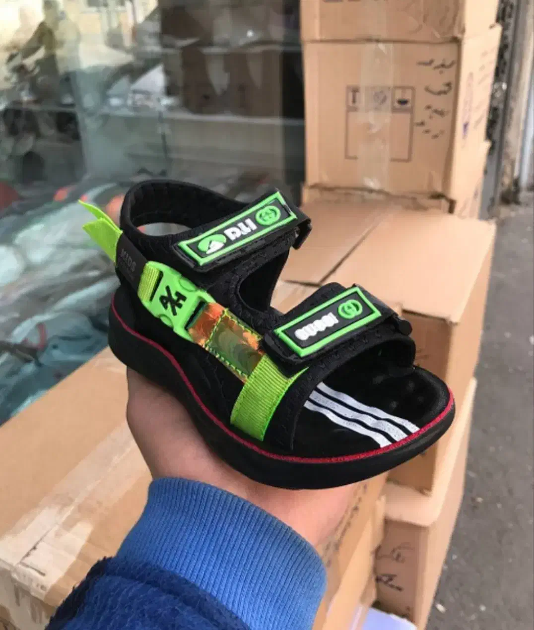 کفش تابستانی|کیف، کفش، کمربند|گنبد کاووس, |دیوار