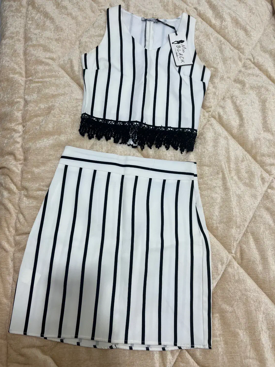 لباس زنانه ترک|لباس|ساری, |دیوار