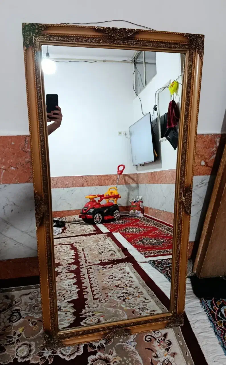 آیینه ایستاده کاملاً تمییز و سالم|آینه|کرمانشاه, |دیوار