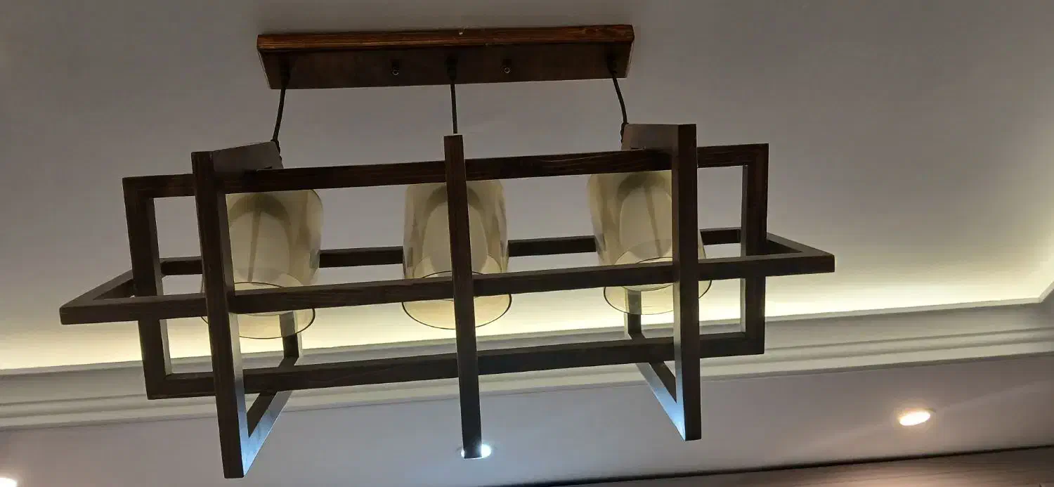 لوستر...تمیز و سالم ،بدون خط و خش و ضربه|لوستر و چراغ آویز|اراک, |دیوار